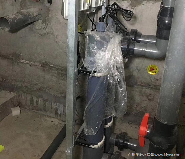 紫外線消毒器 紫外線消毒器